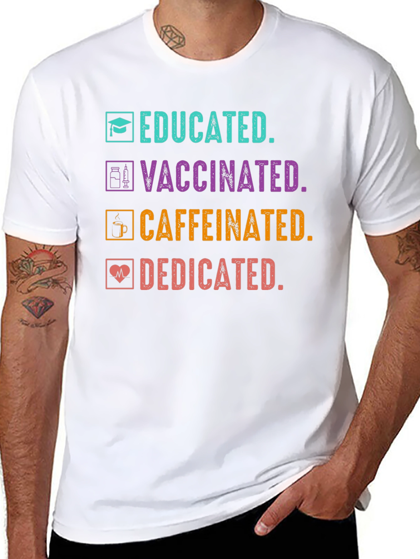 Camiseta Educada Vacunada Con Cafeína y Dedicada