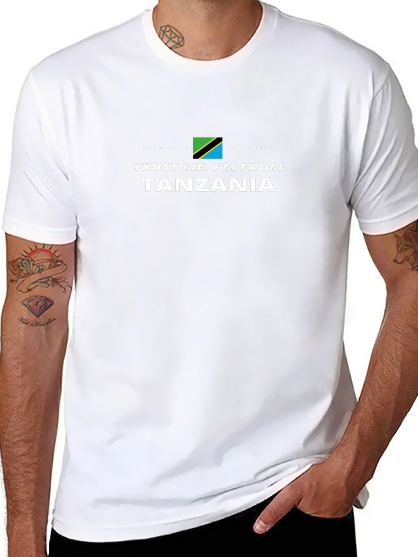 Camiseta Negra Confía en Mí Soy de Tanzania