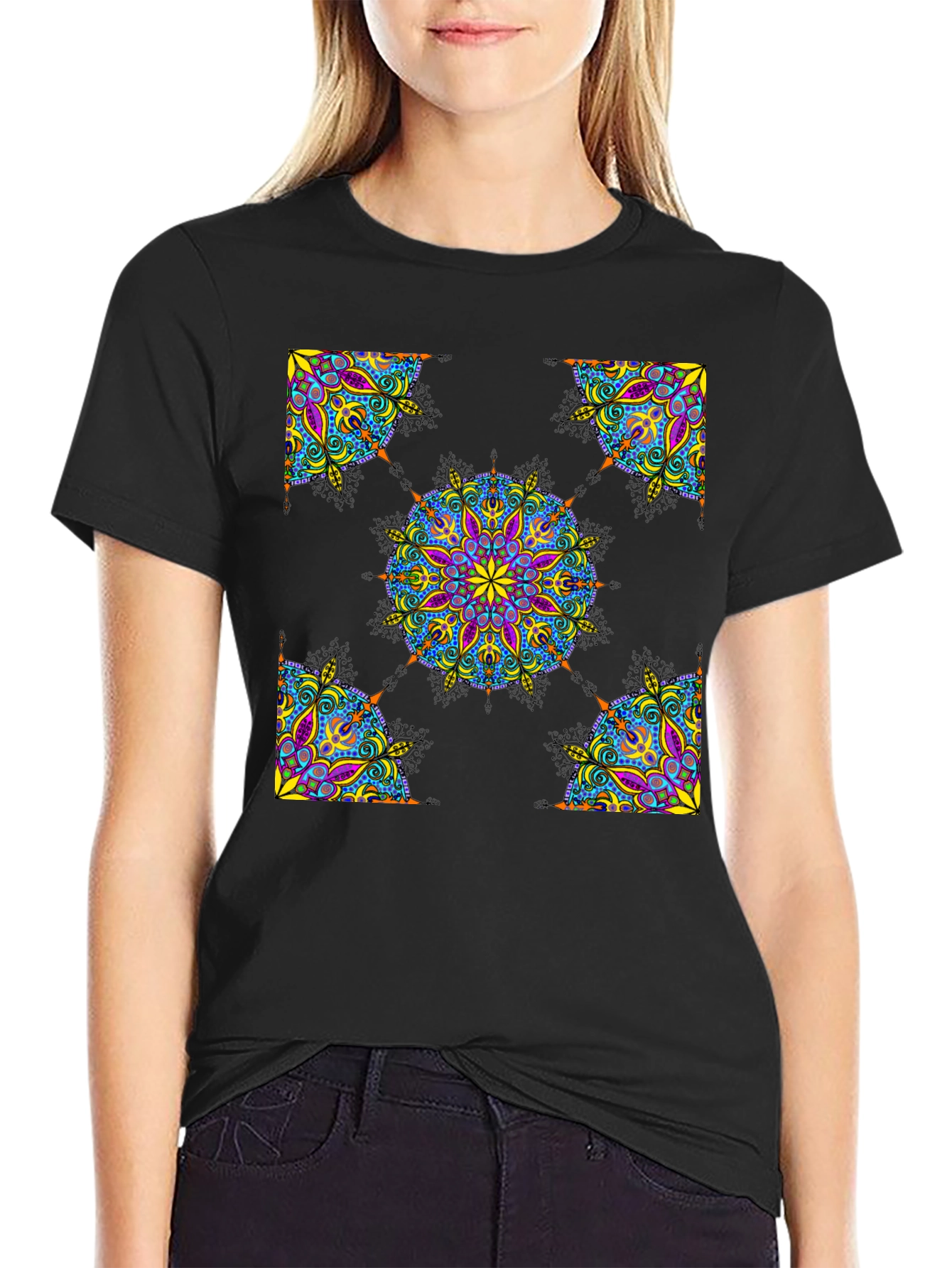 Camiseta Negra Mandala Abstracta