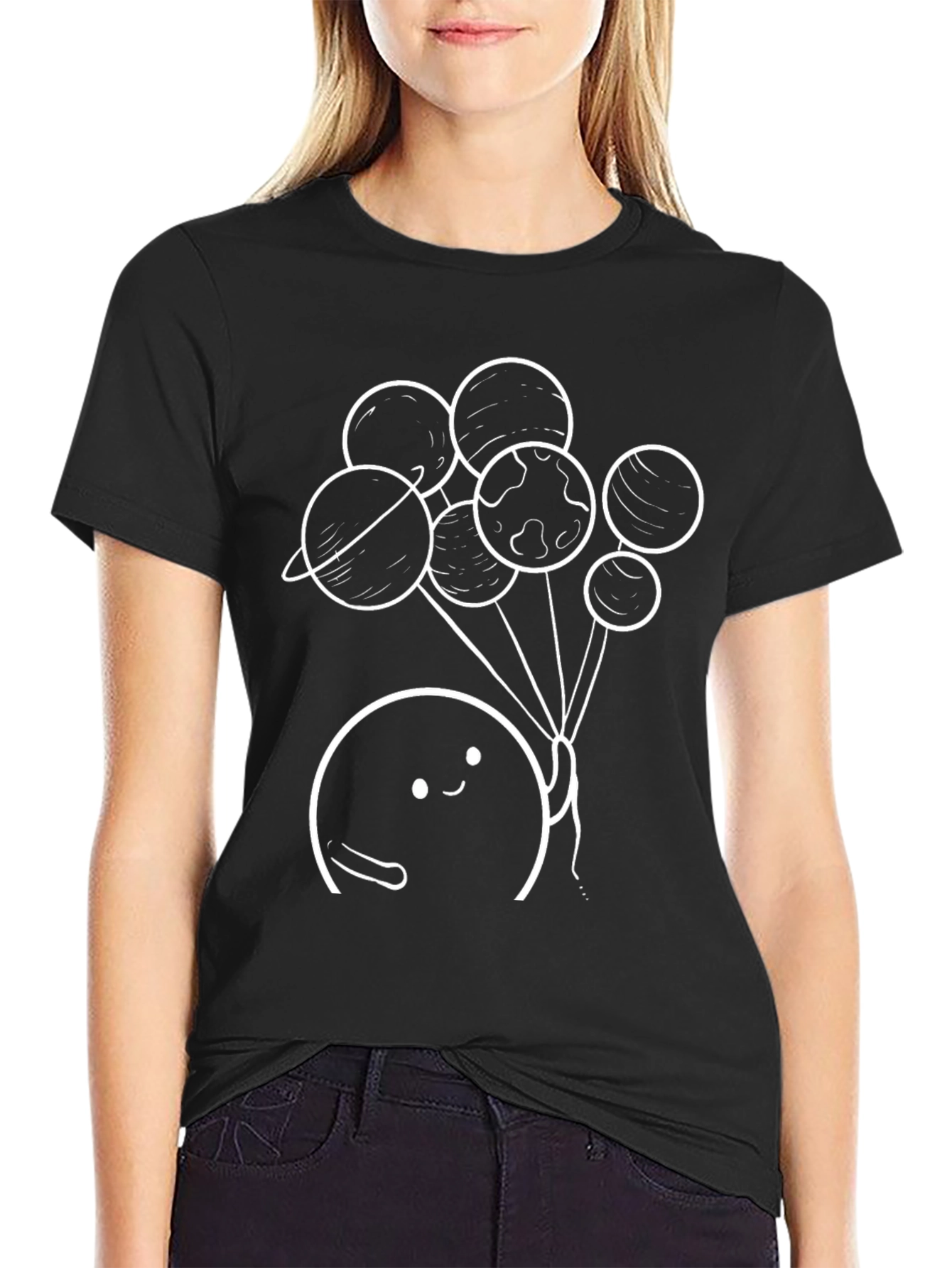 Camiseta Negra con Diseño de Planetas Animados