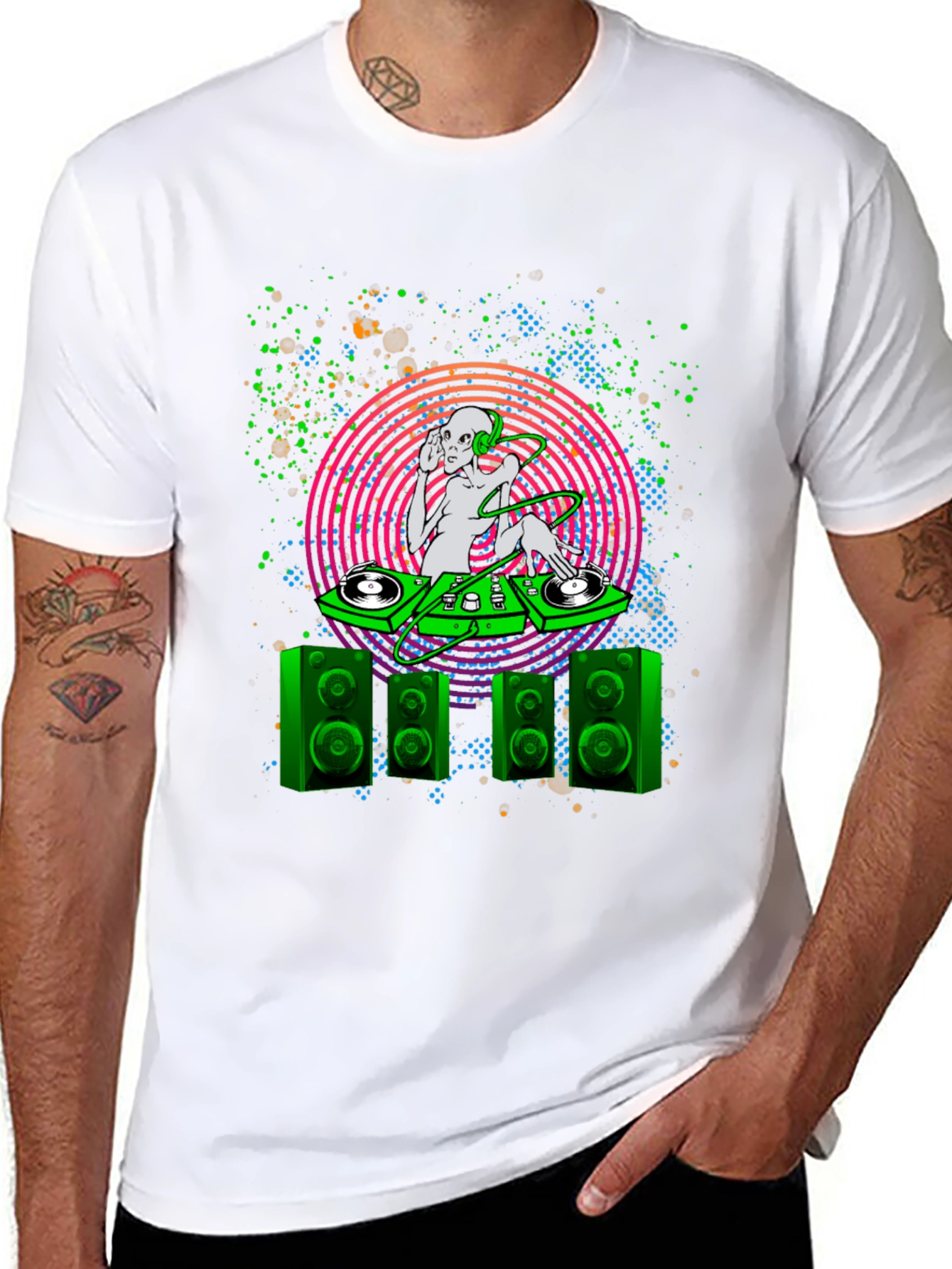 Camiseta Negra con Diseño Alien DJ para Hombre