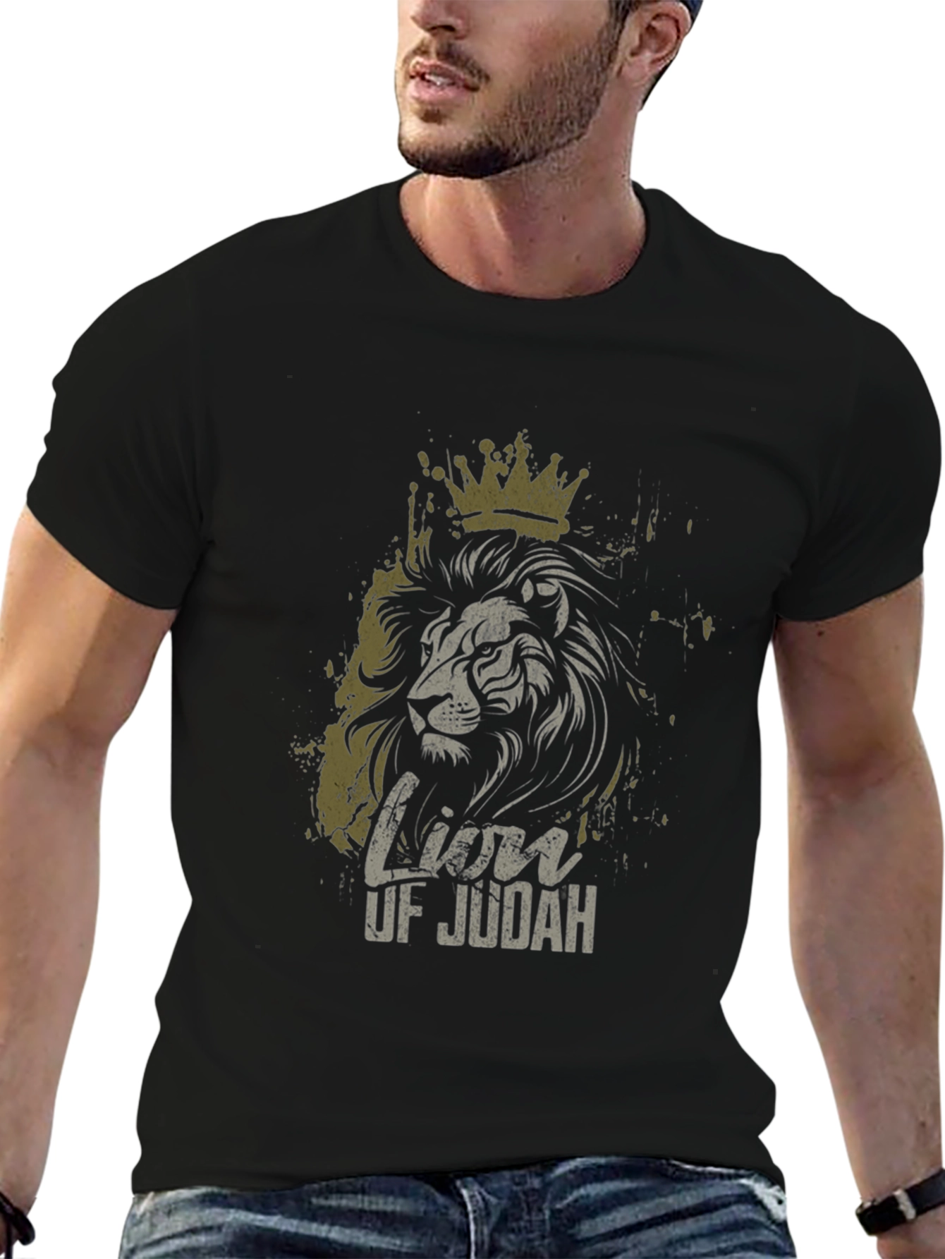 Camiseta Negra con Diseño de León de Judá