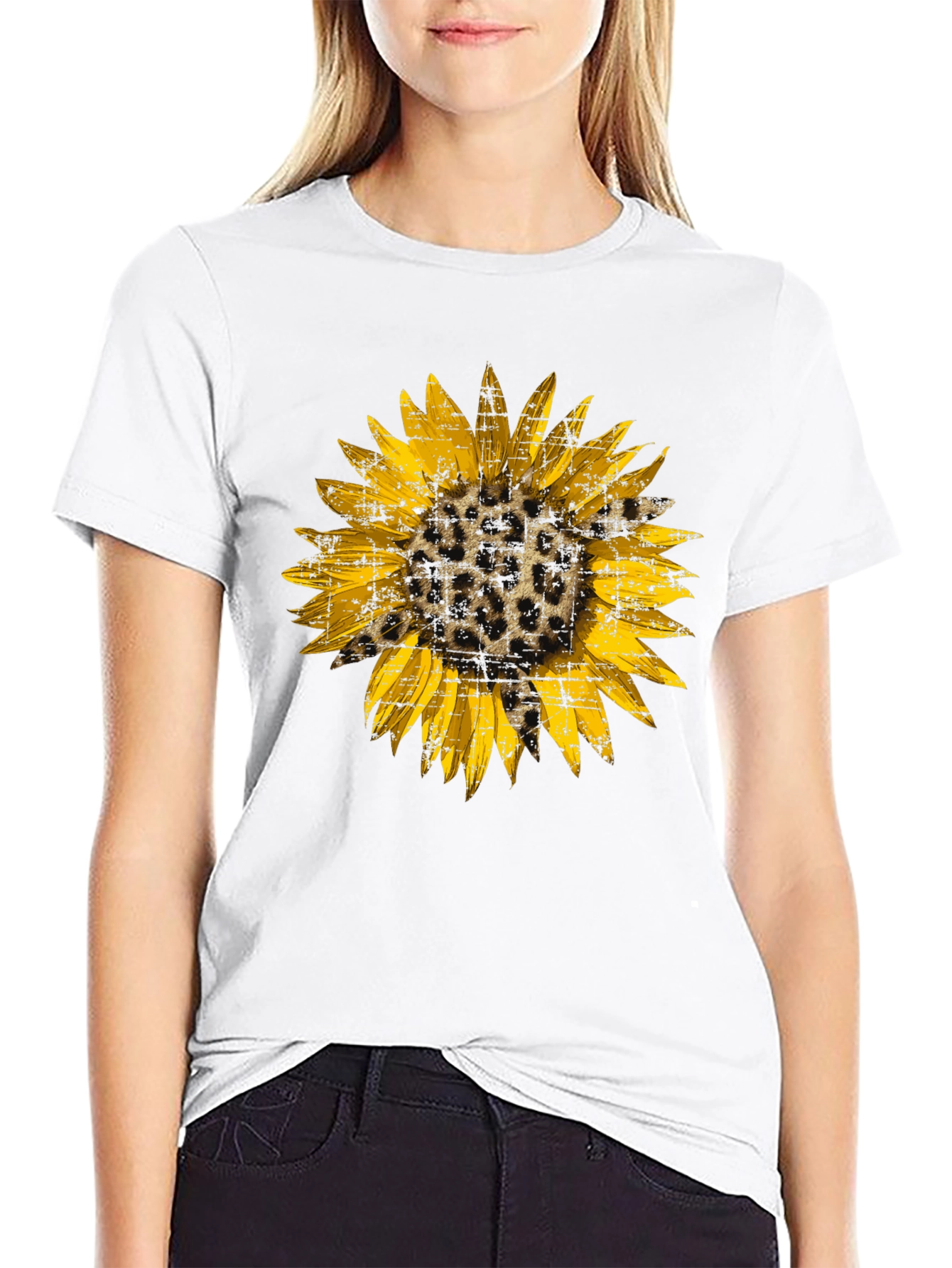 Camiseta Negra con Girasol Estampado Animal Print