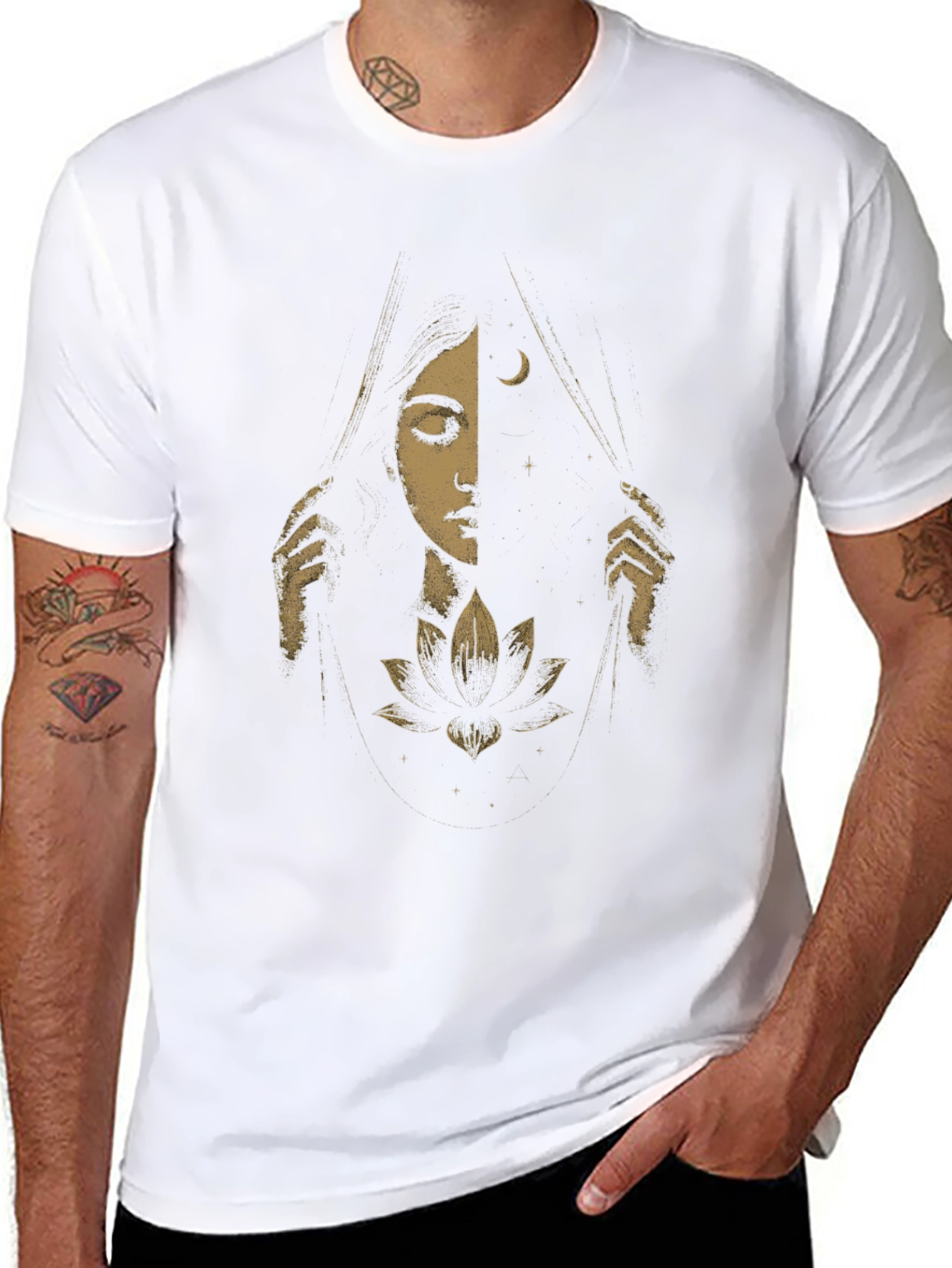 Camiseta Negra con Diseño de Luna y Flor