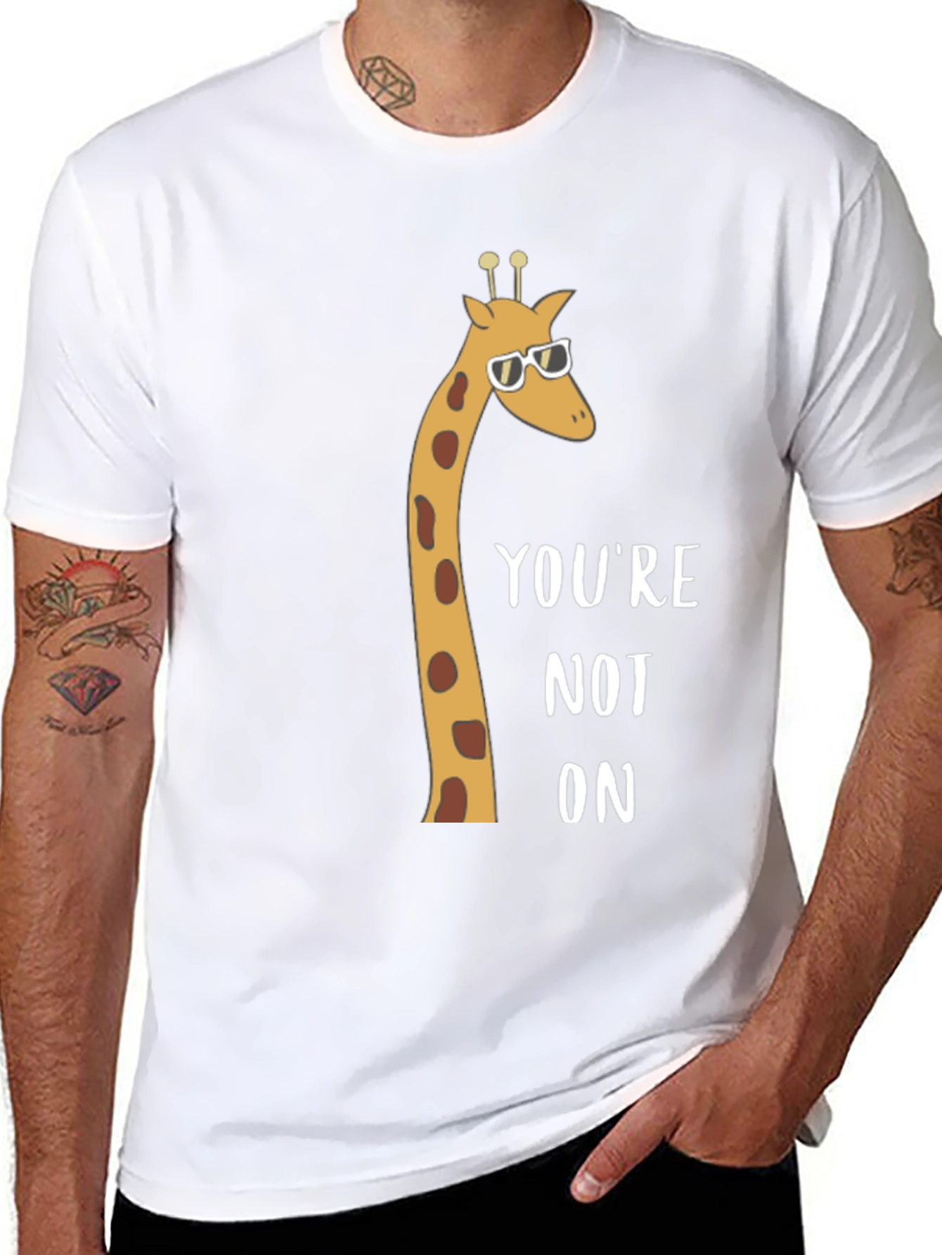 Camiseta Negra con Jirafa Gafas - Youre Not On