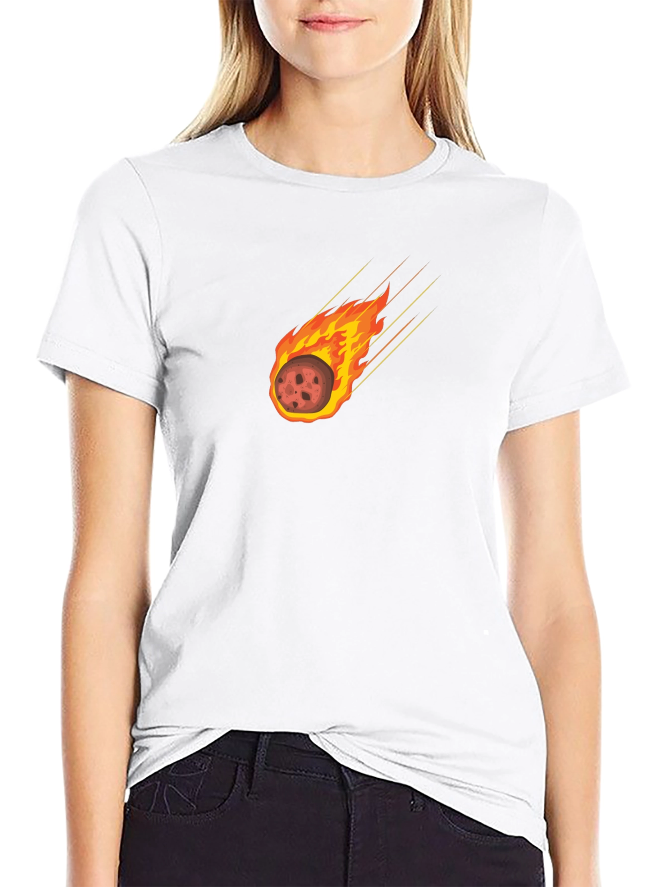 Camiseta Negra con Diseño de Meteoro en Llamas