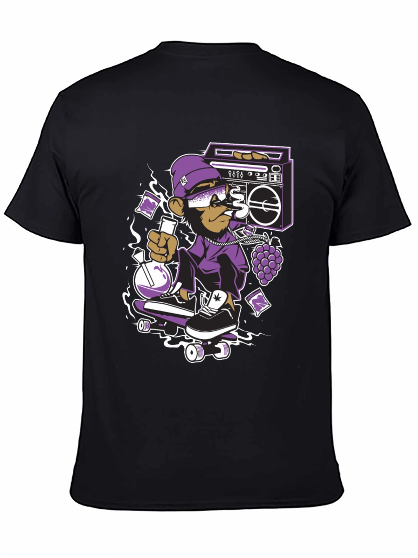 Camiseta Negra con Mono Skater y Estilo Urbano