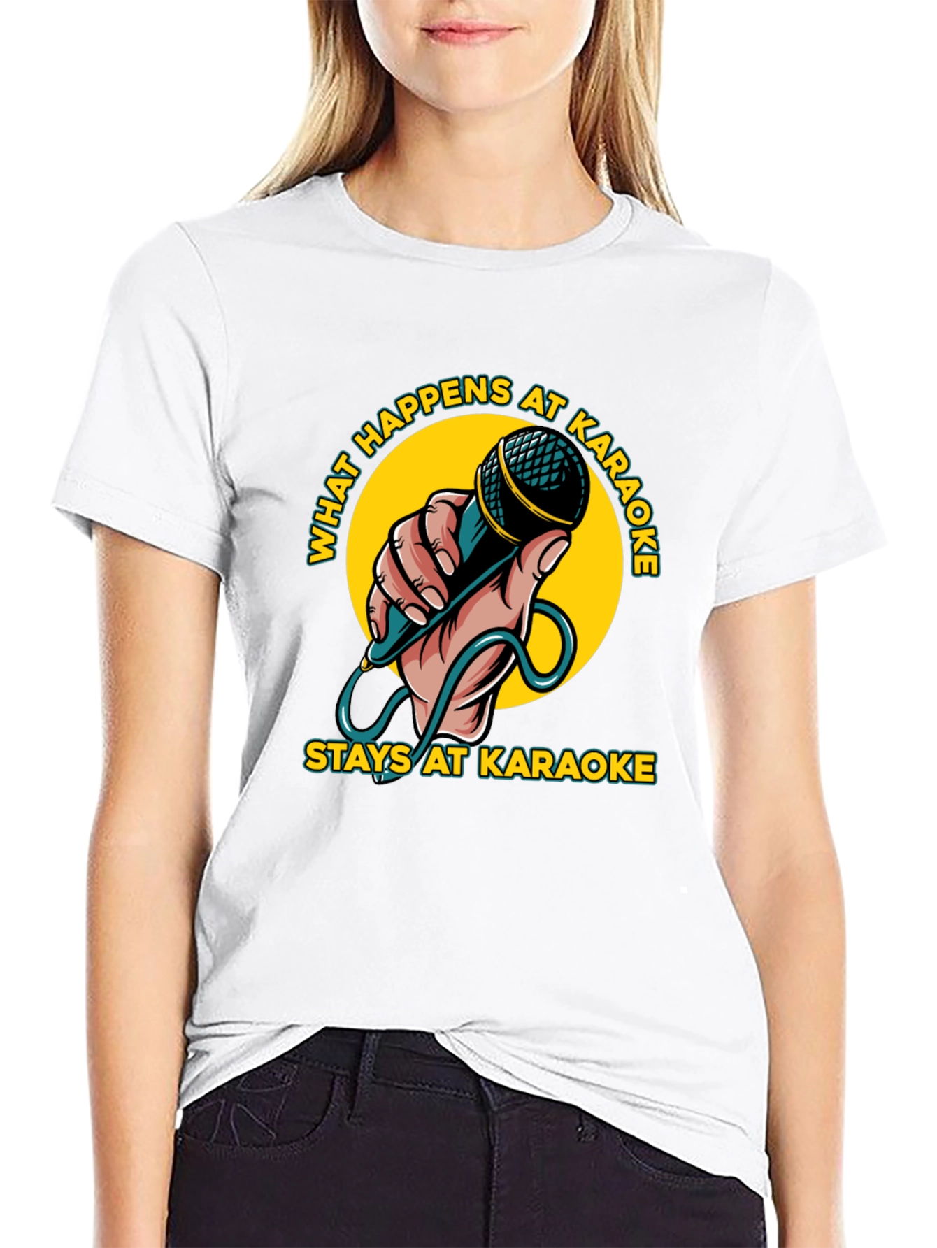 Camiseta Negra con Diseño Karaoke Divertido