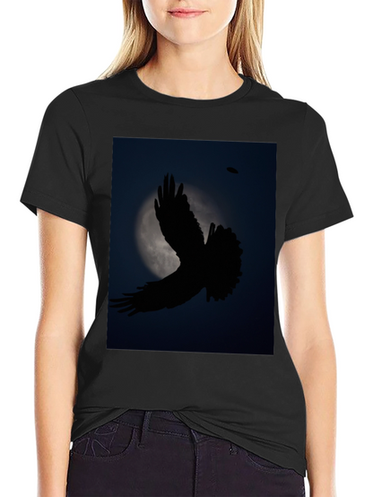 Camiseta Negra con Diseño de Ave Nocturna
