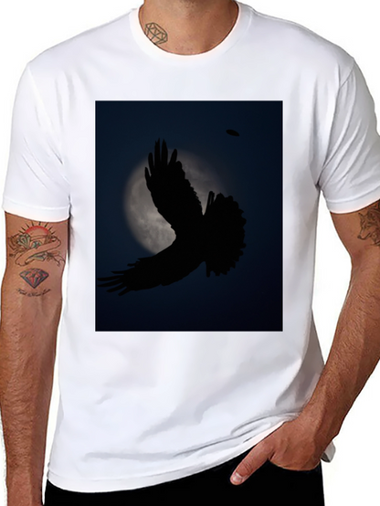 Camiseta Negra con Diseño de Ave Nocturna