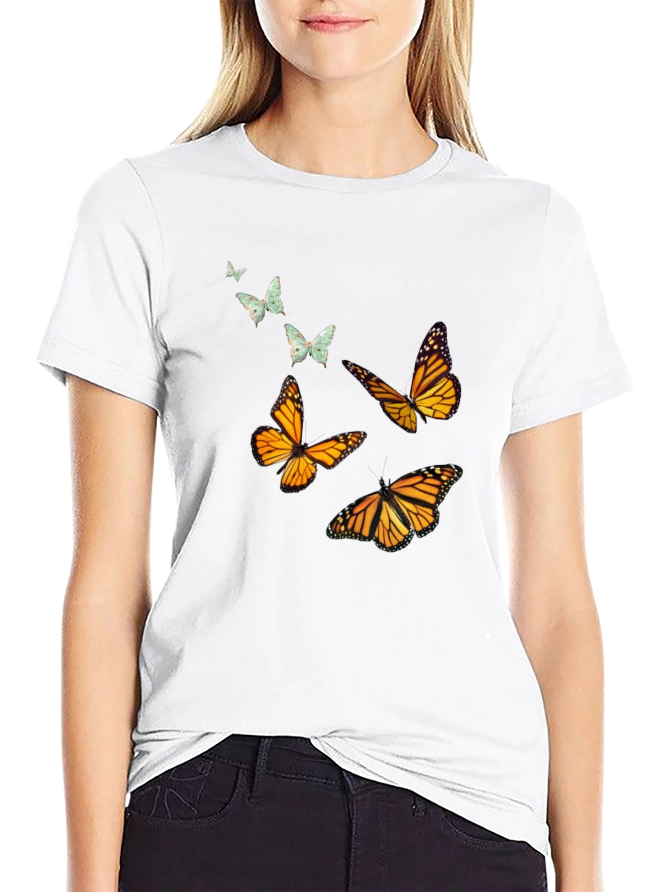 Camiseta Negra con Mariposas Monarca