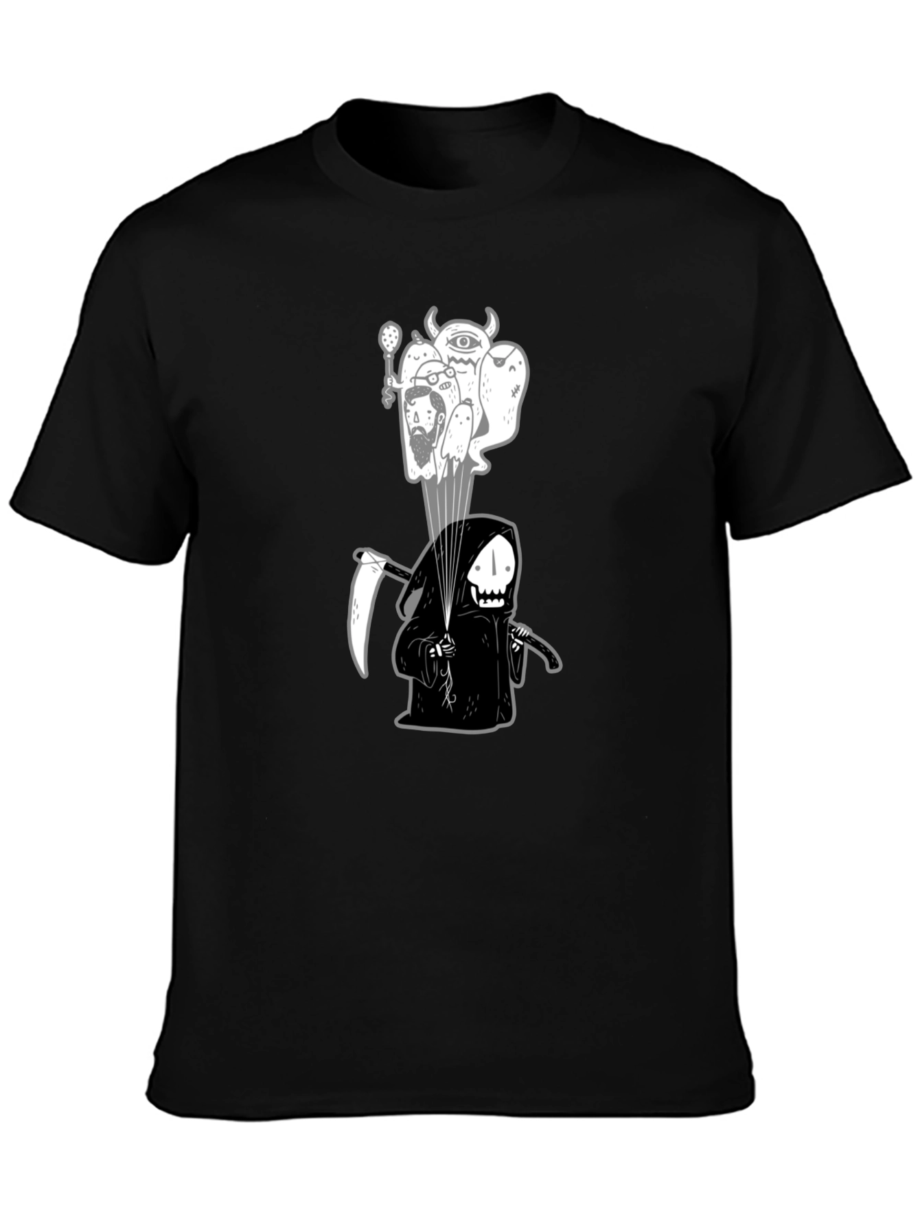 Camiseta negra con ilustración de la Parca y espíritus