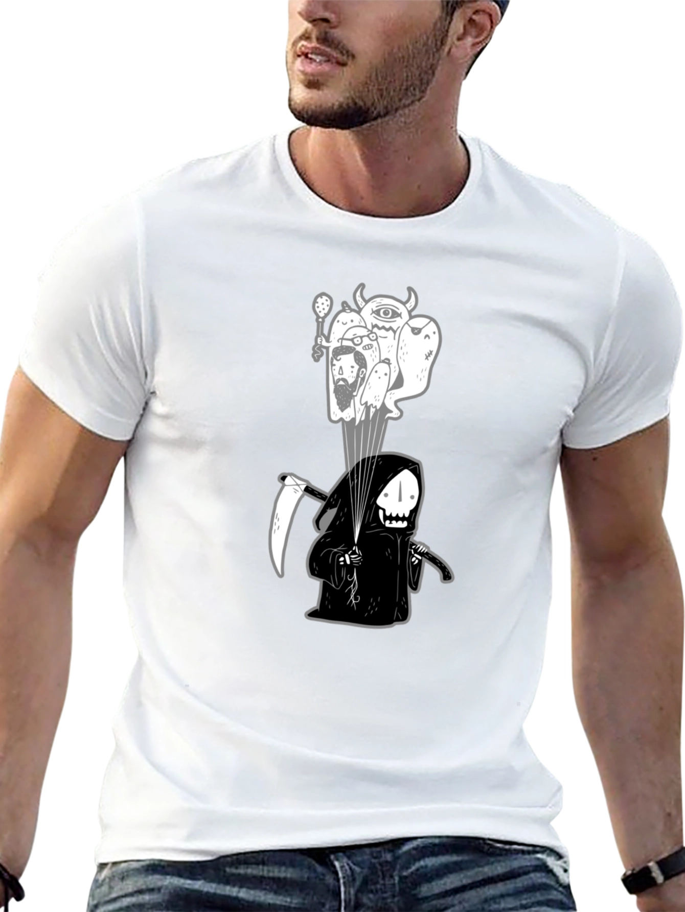 Camiseta negra con ilustración de la Parca y espíritus