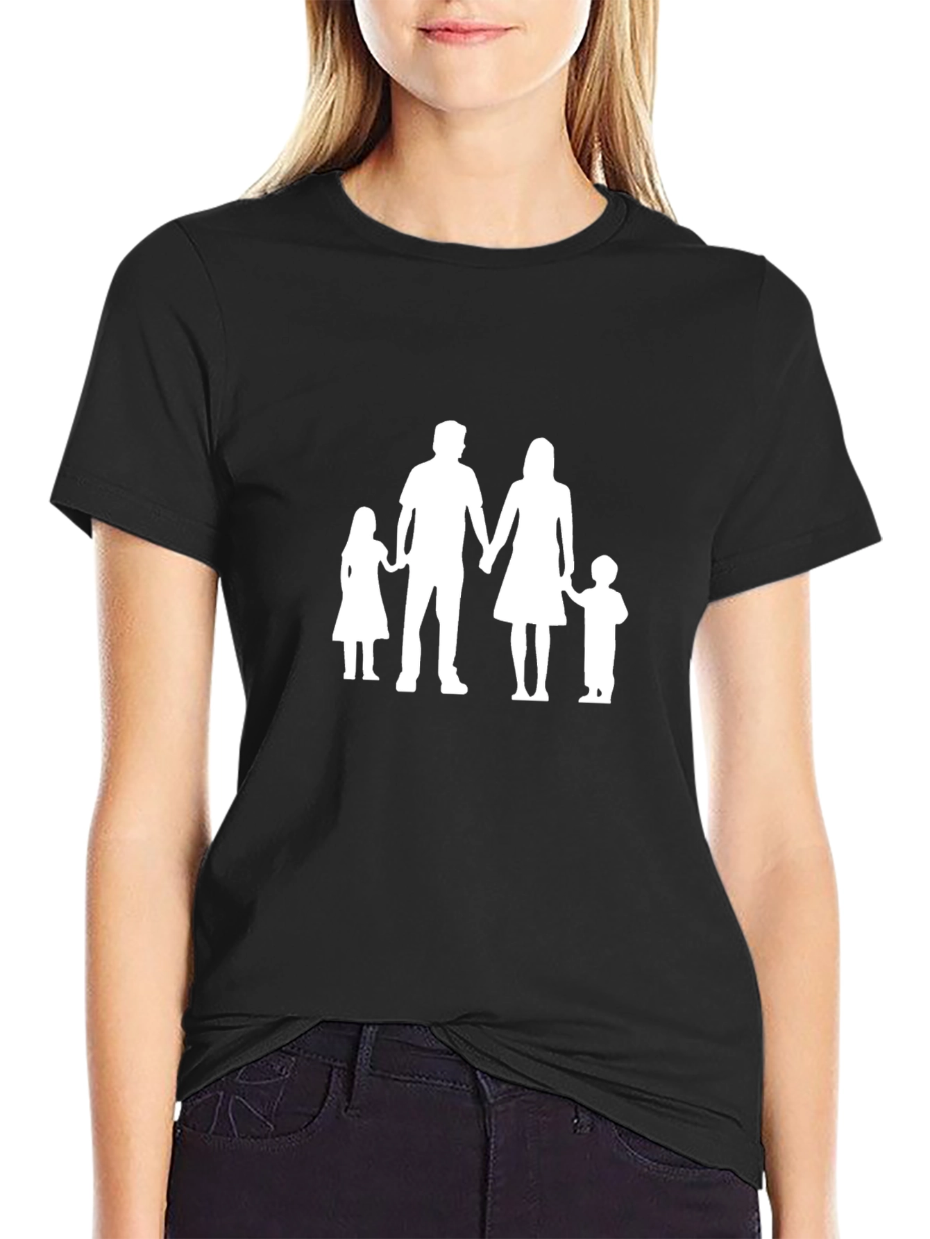 Camiseta Negra Familiar: Estilo y Unidad