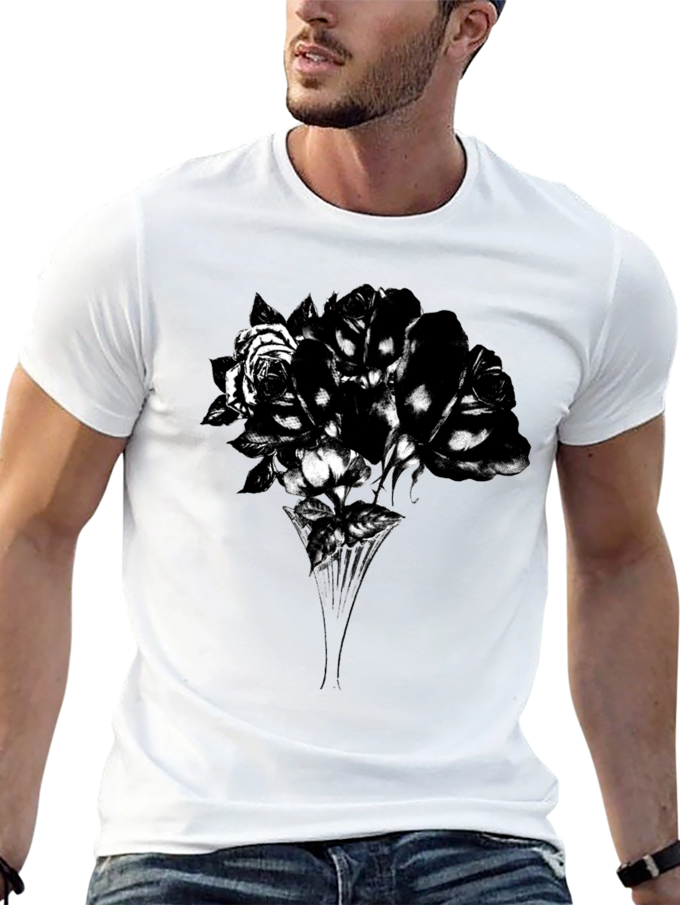 Camiseta Negra con Diseño Floral Abstracto