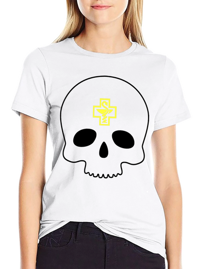 Camiseta Negra con Calavera y Símbolo Farmacéutico