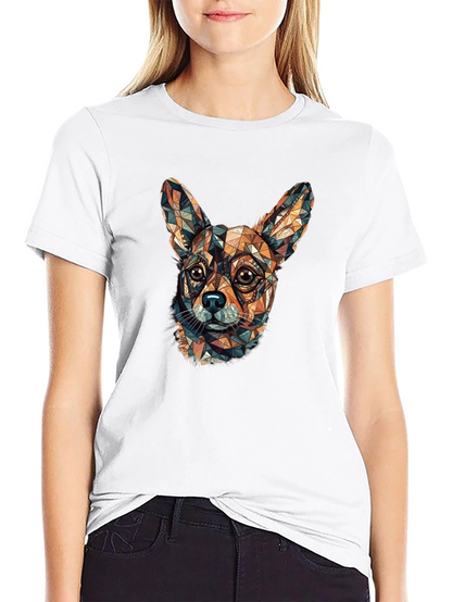 Camiseta Negra con Diseño Geométrico de Chihuahua