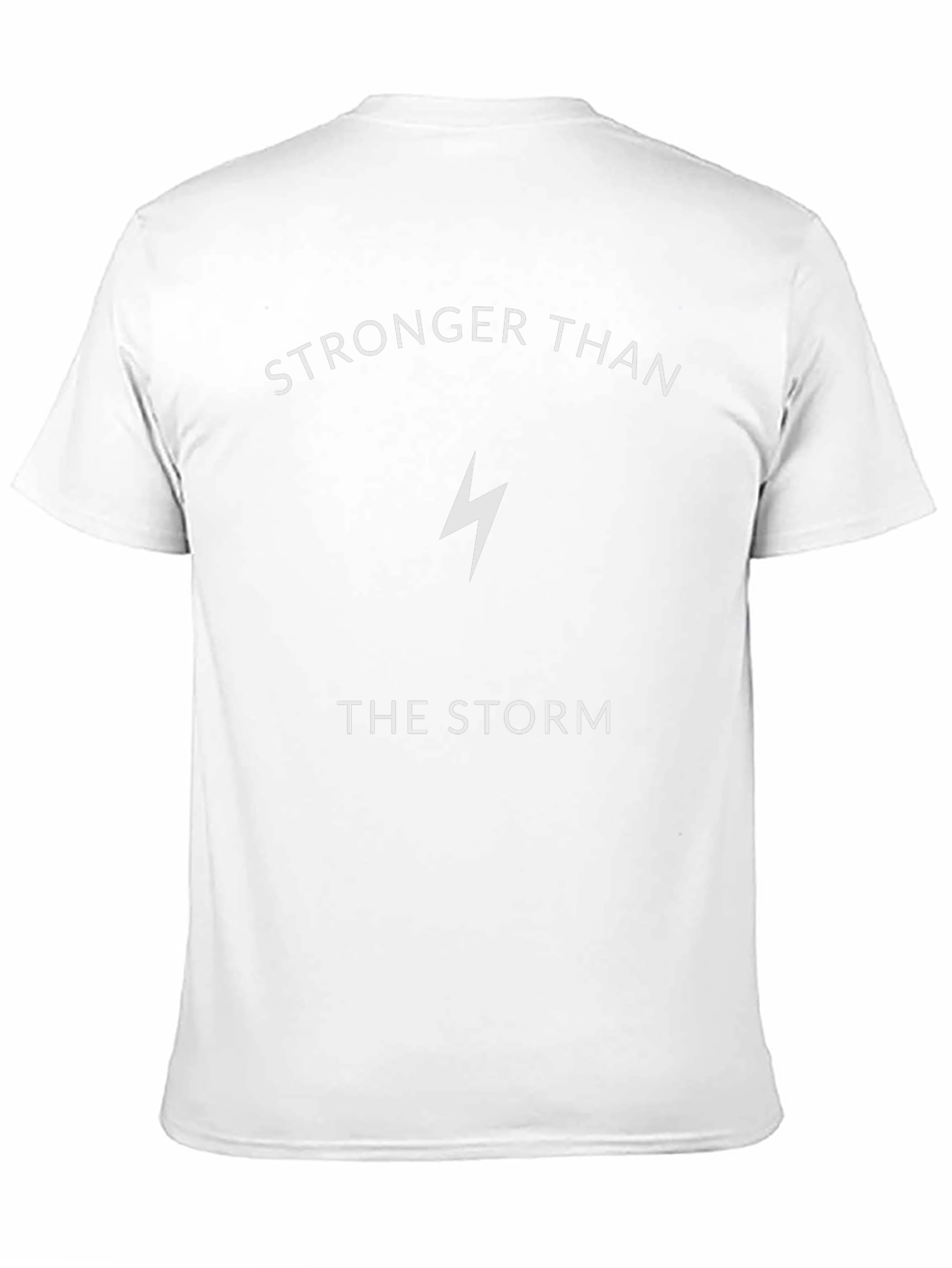 Camiseta Negra: Más Fuerte Que La Tormenta