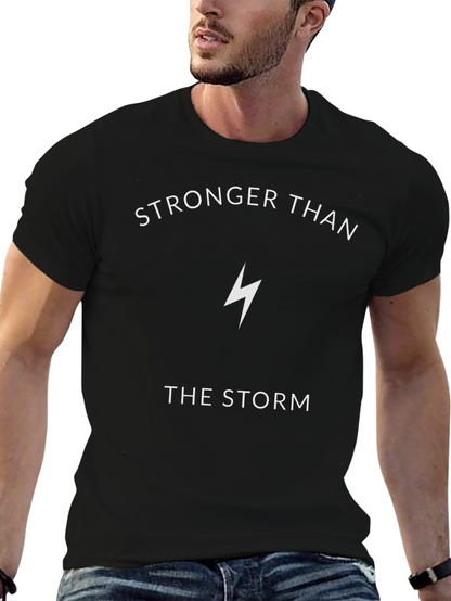 Camiseta Negra: Más Fuerte Que La Tormenta