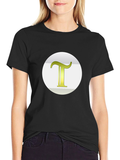 Camiseta Negra con Letra T Dorada