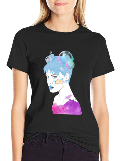 Camiseta Negra con Diseño Artístico de Mujer con Burbujas