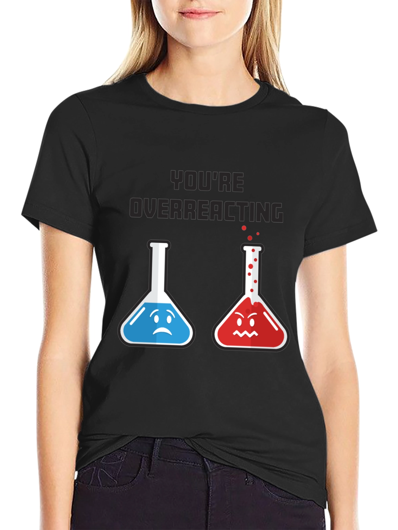 Camiseta Negra: Reacción Química Divertida