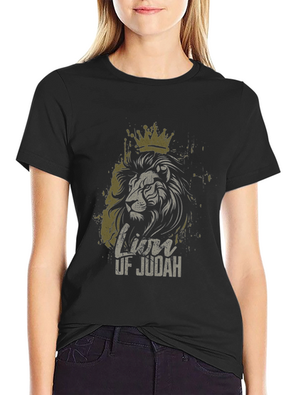 Camiseta Negra con Diseño de León de Judá