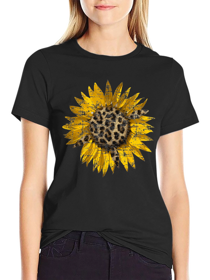 Camiseta Negra con Girasol Estampado Animal Print