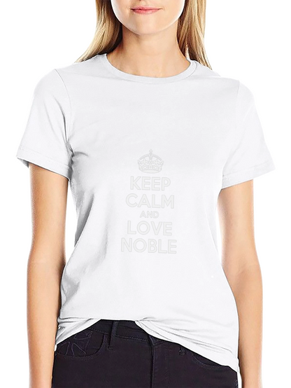 Camiseta Negra: Keep Calm and Love Noble