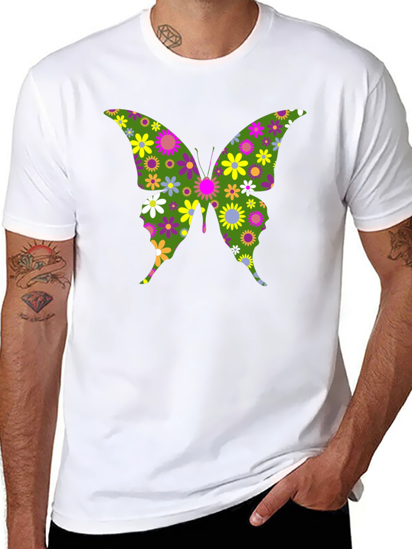 Camiseta Negra con Mariposa Floral Psicodélica