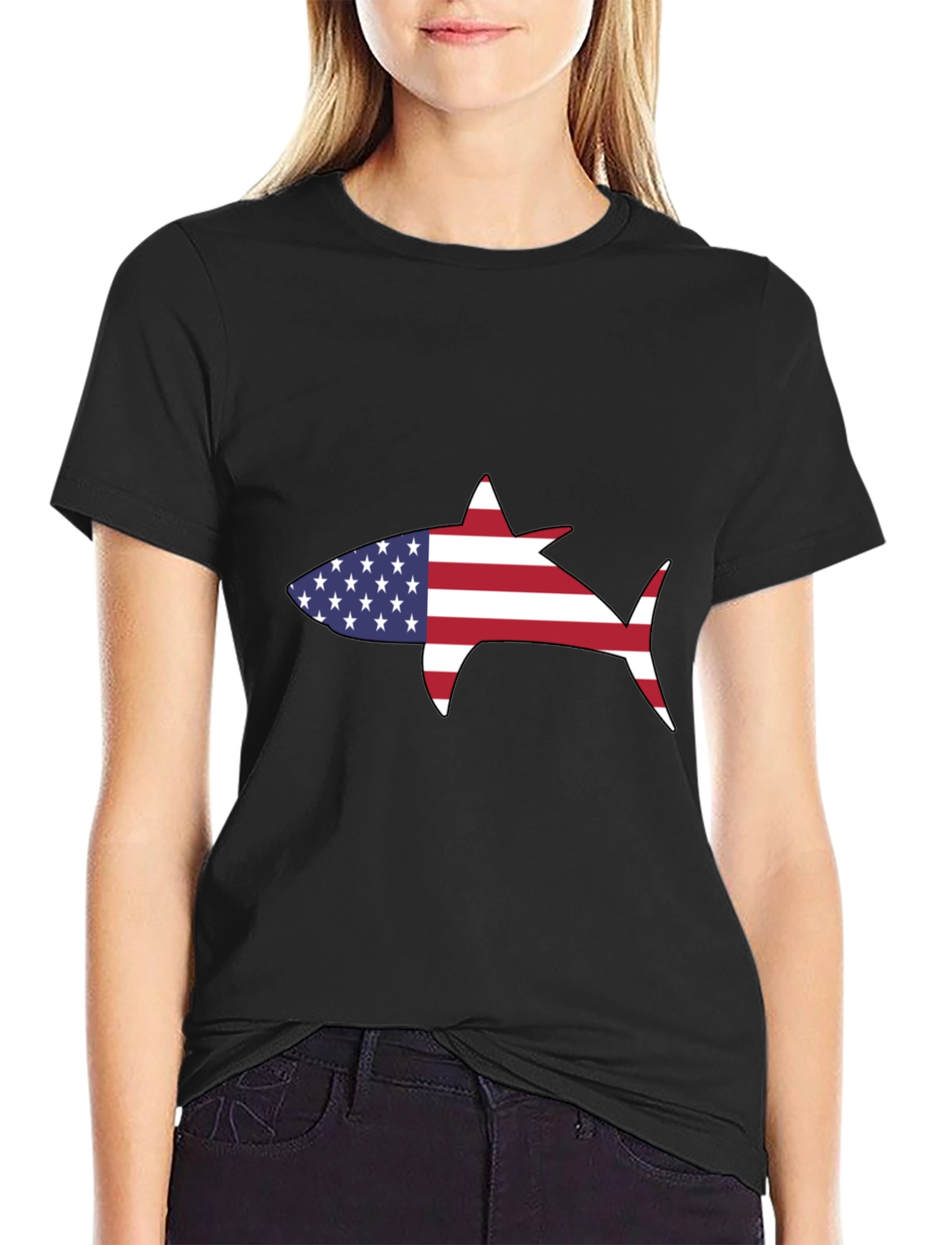 Camiseta Negra Tiburón Bandera Americana