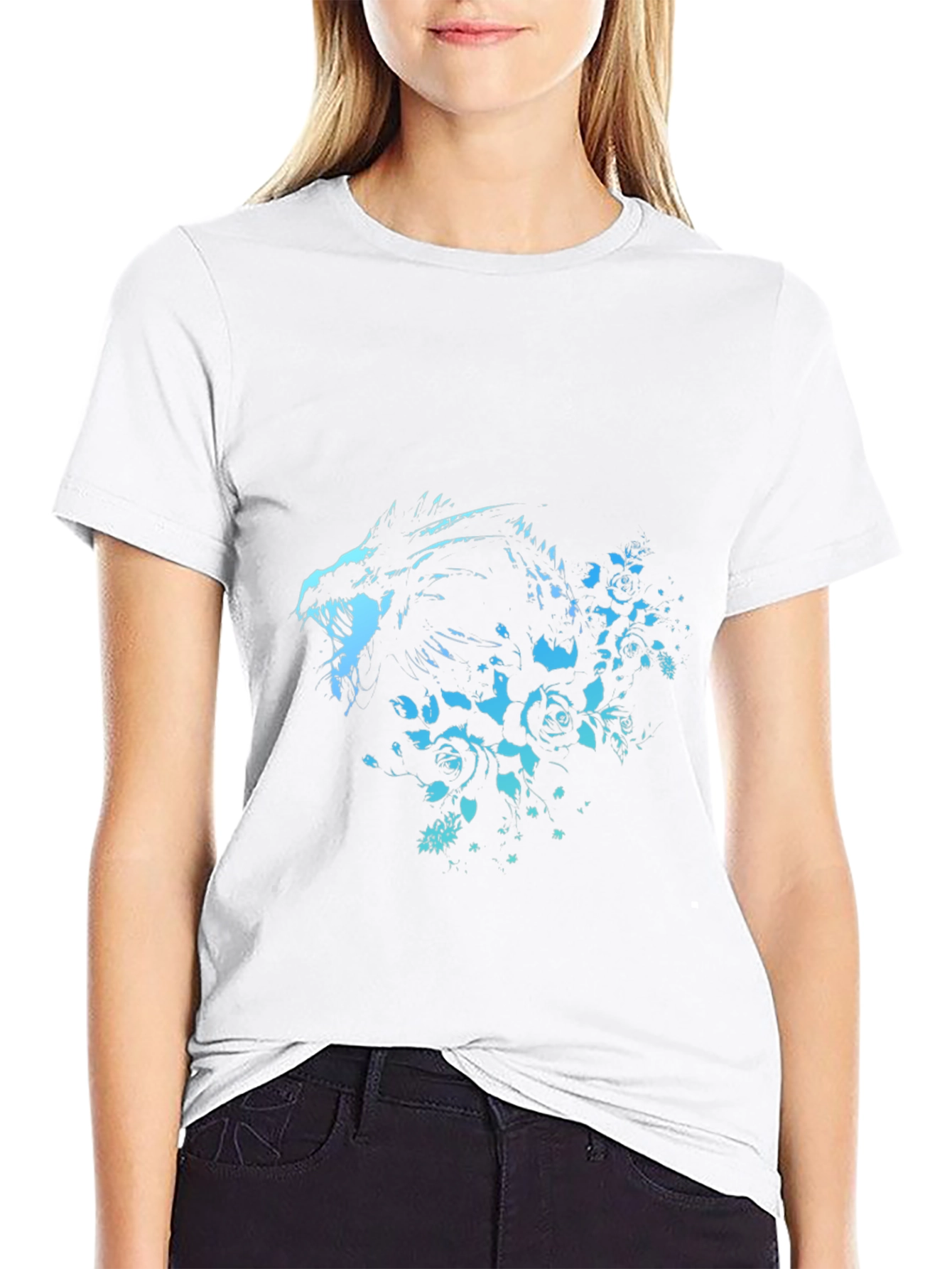 Camiseta Negra con Diseño de Dragón y Rosas Azuladas