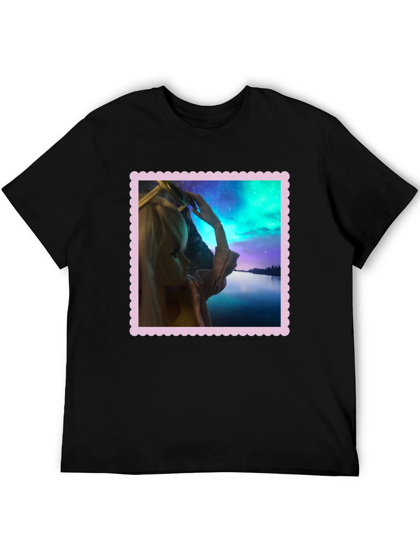 Camiseta Negra Estampada: Fantasía Nórdica