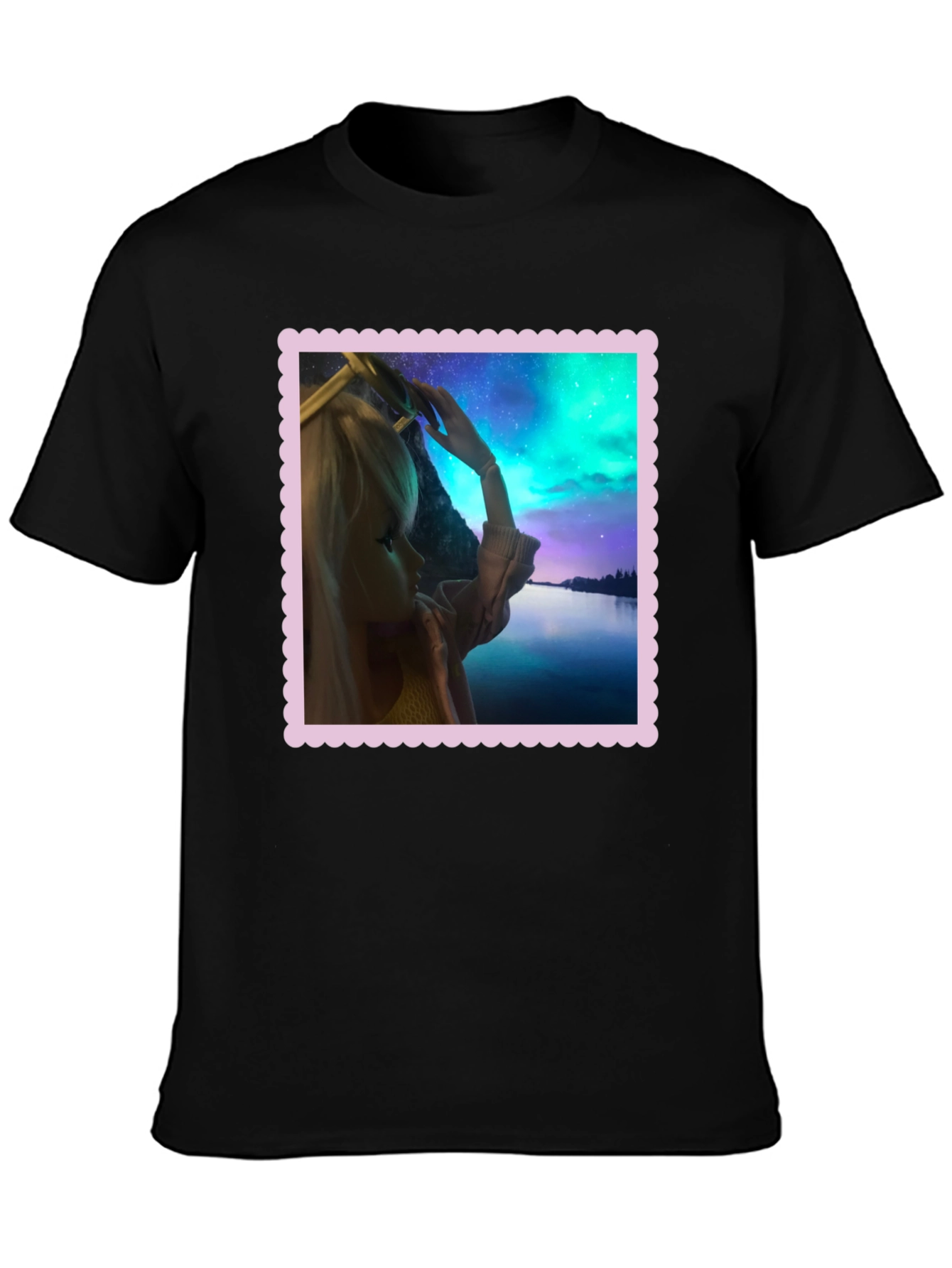 Camiseta Negra Estampada: Fantasía Nórdica