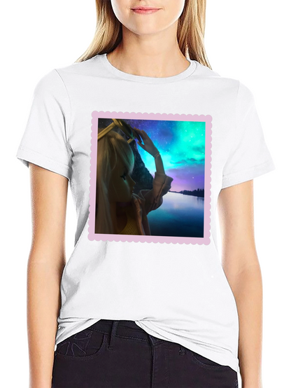 Camiseta Negra Estampada: Fantasía Nórdica