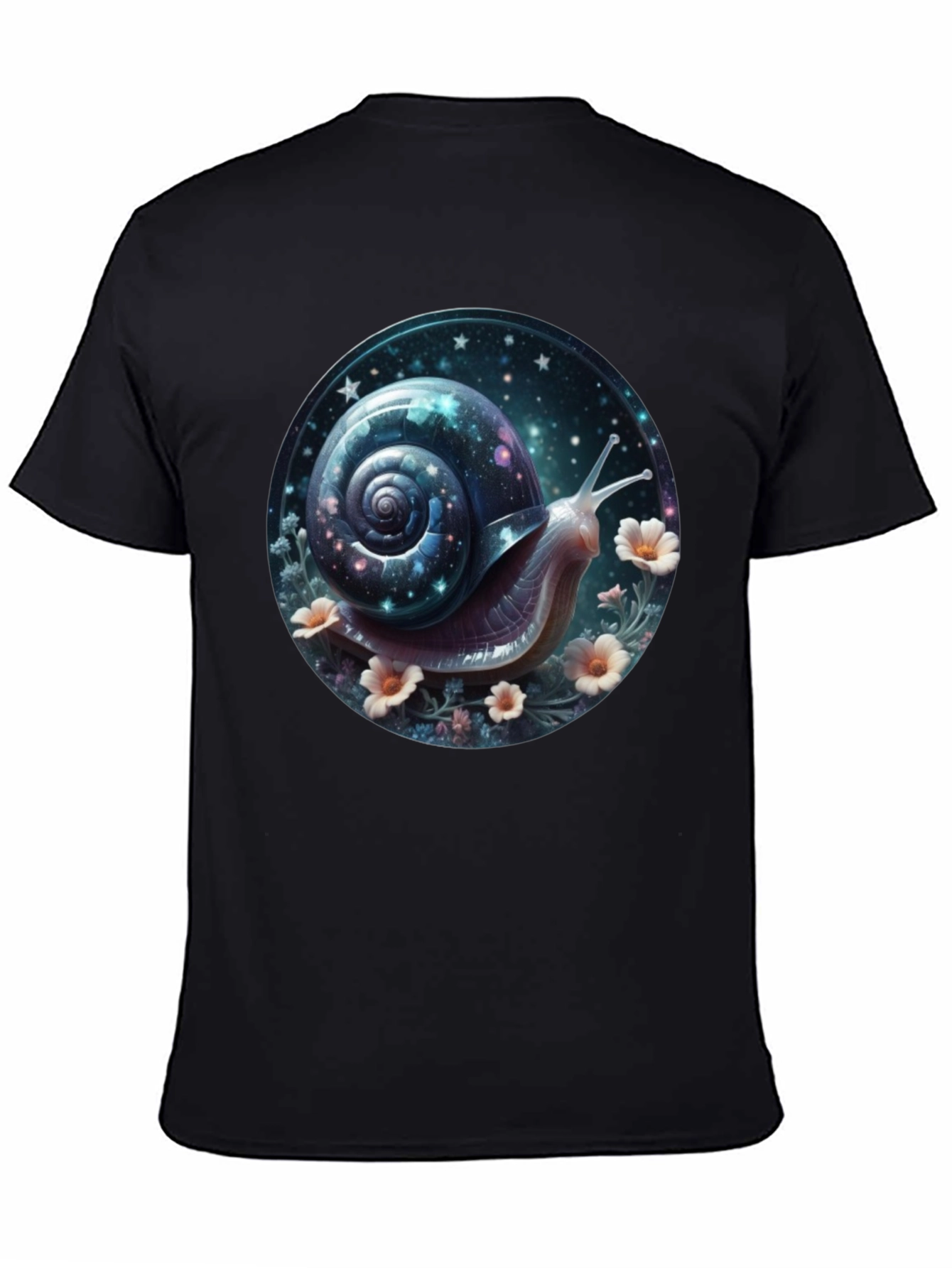 Camiseta Negra con Diseño de Caracol Cósmico