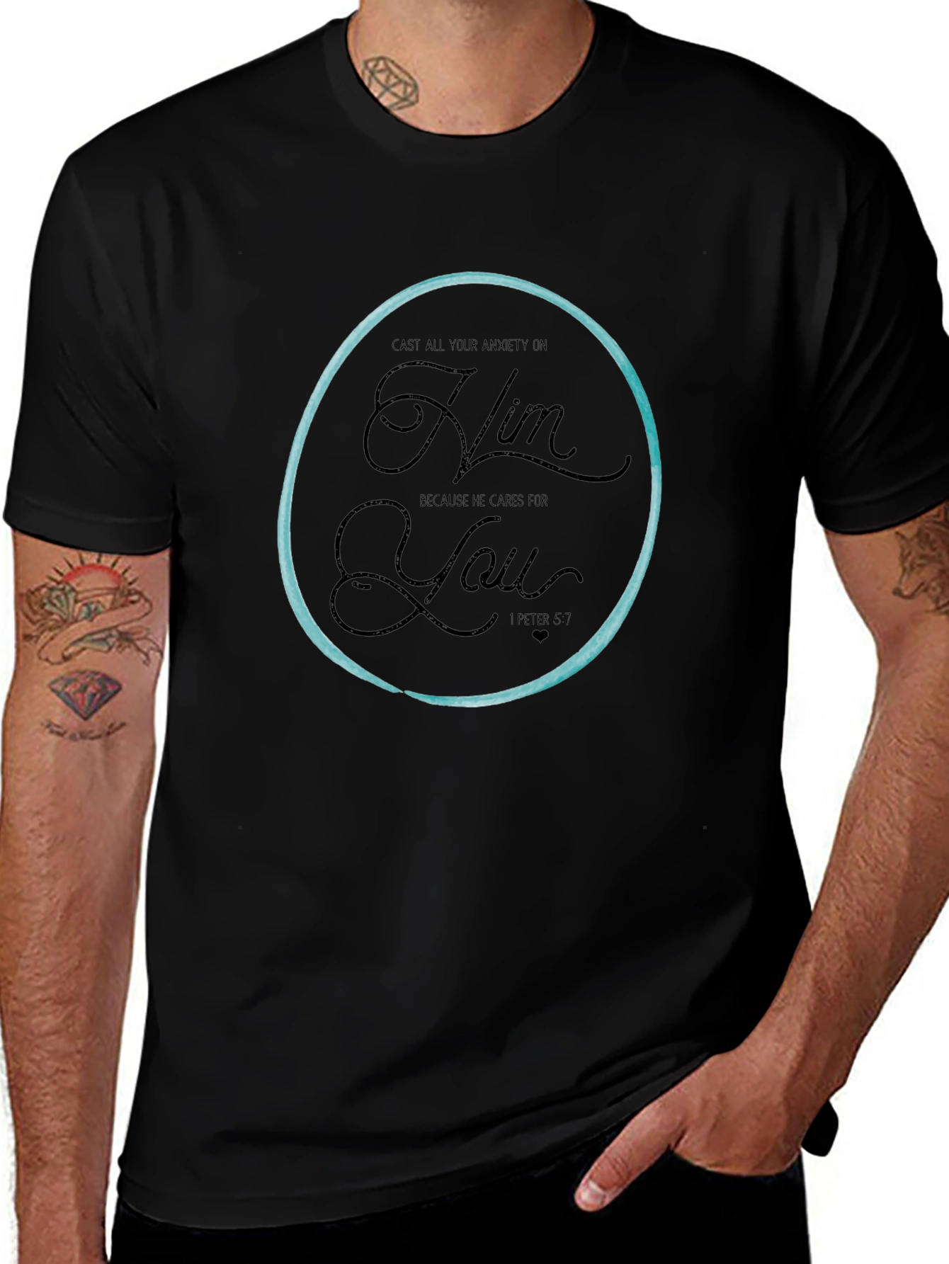 Camiseta Negra con Círculo y Mensaje Inspirador