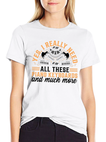 Camiseta Negra con Diseño de Teclados de Piano