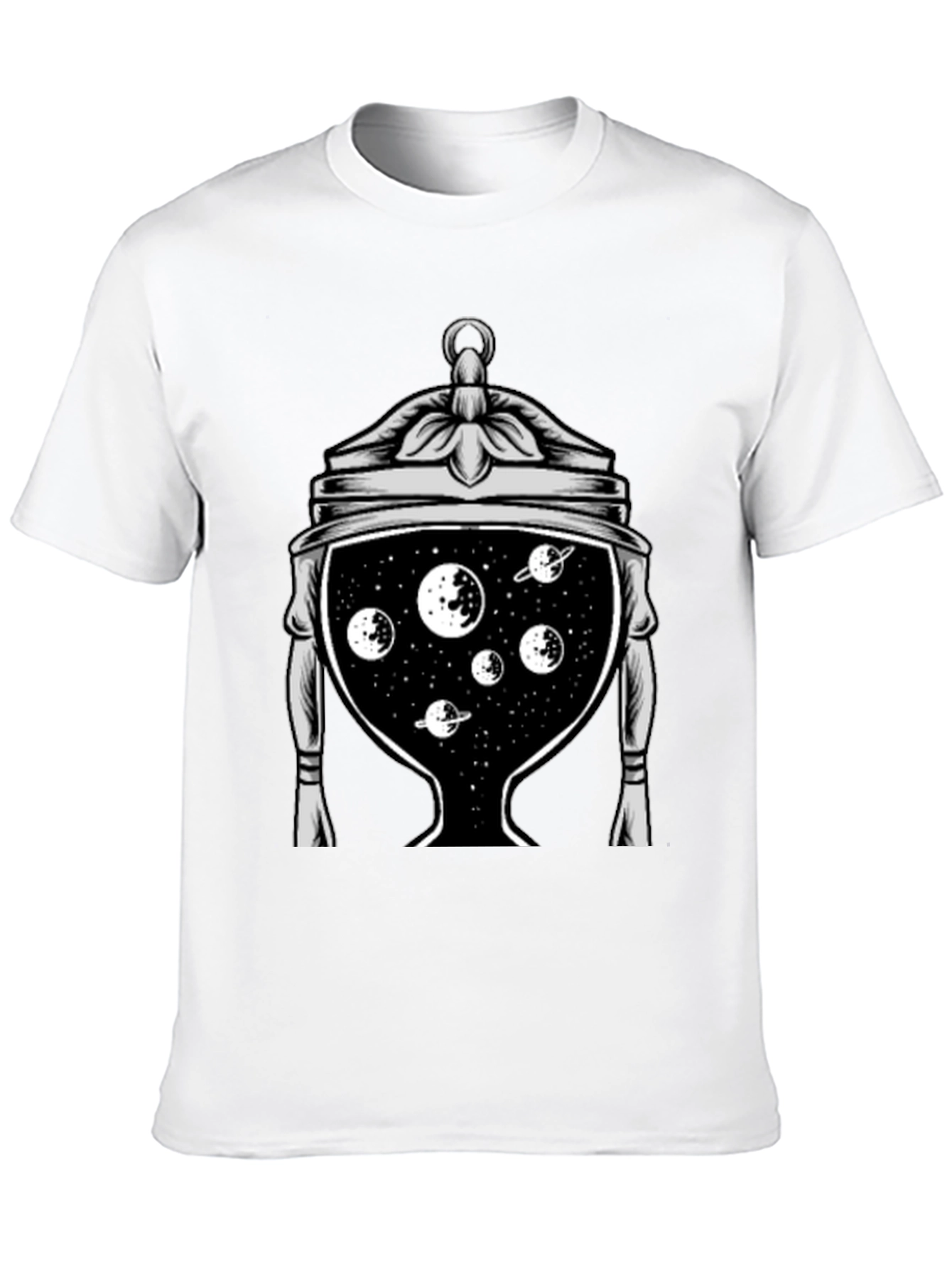 Camiseta Negra con Diseño Espacial en Copa Antigua