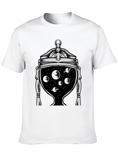 Camiseta Negra con Diseño Espacial en Copa Antigua