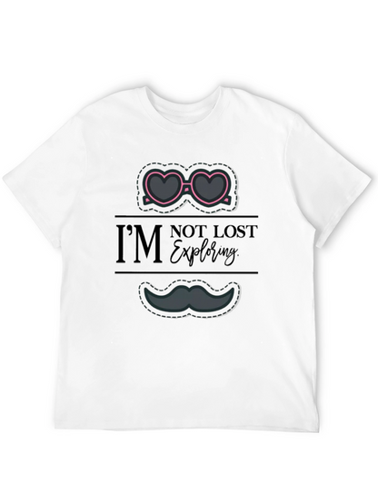 Camiseta Negra Gráfica Im Not Lost Exploring