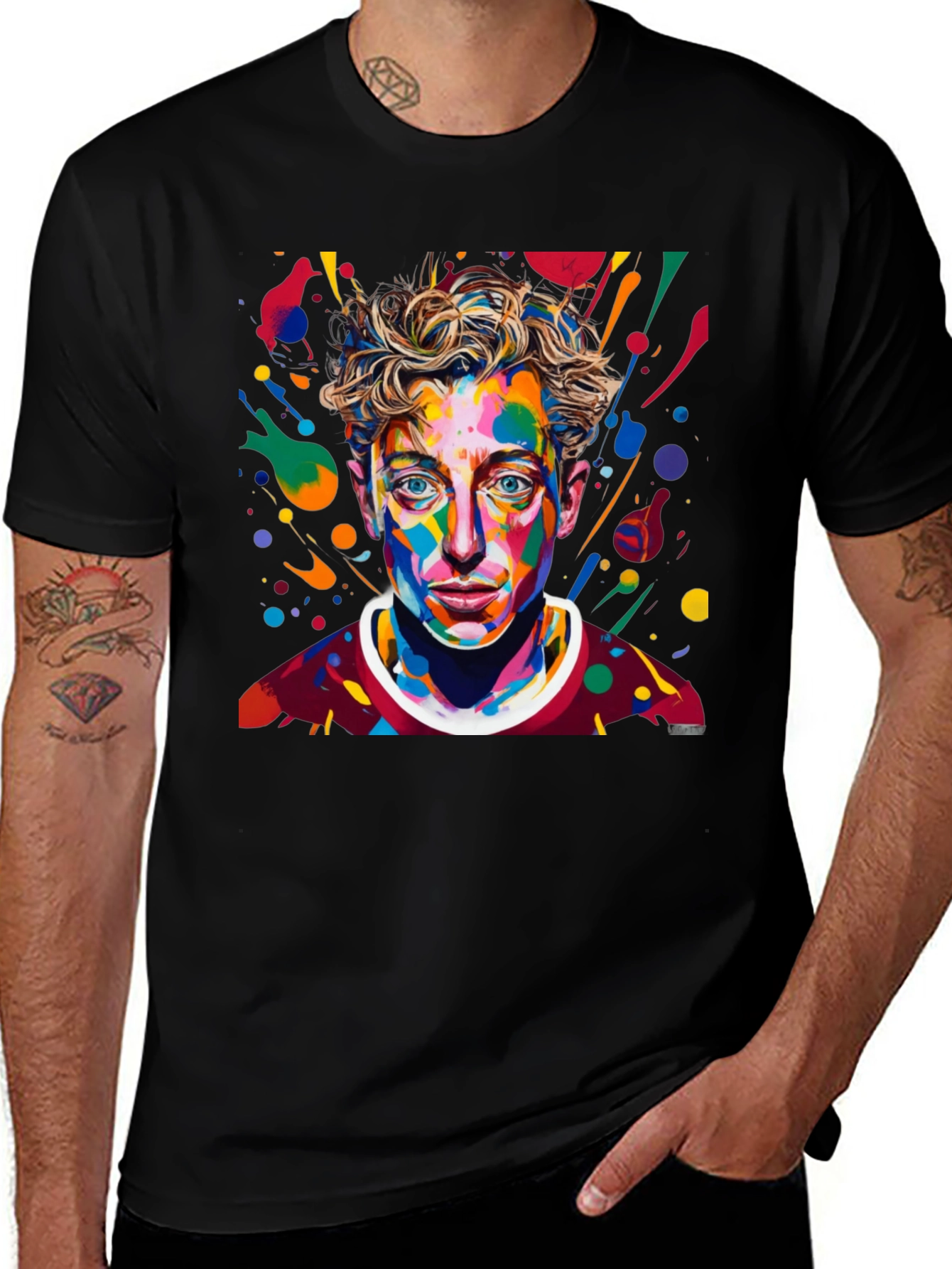 Camiseta Negra con Diseño Abstracto de Cara