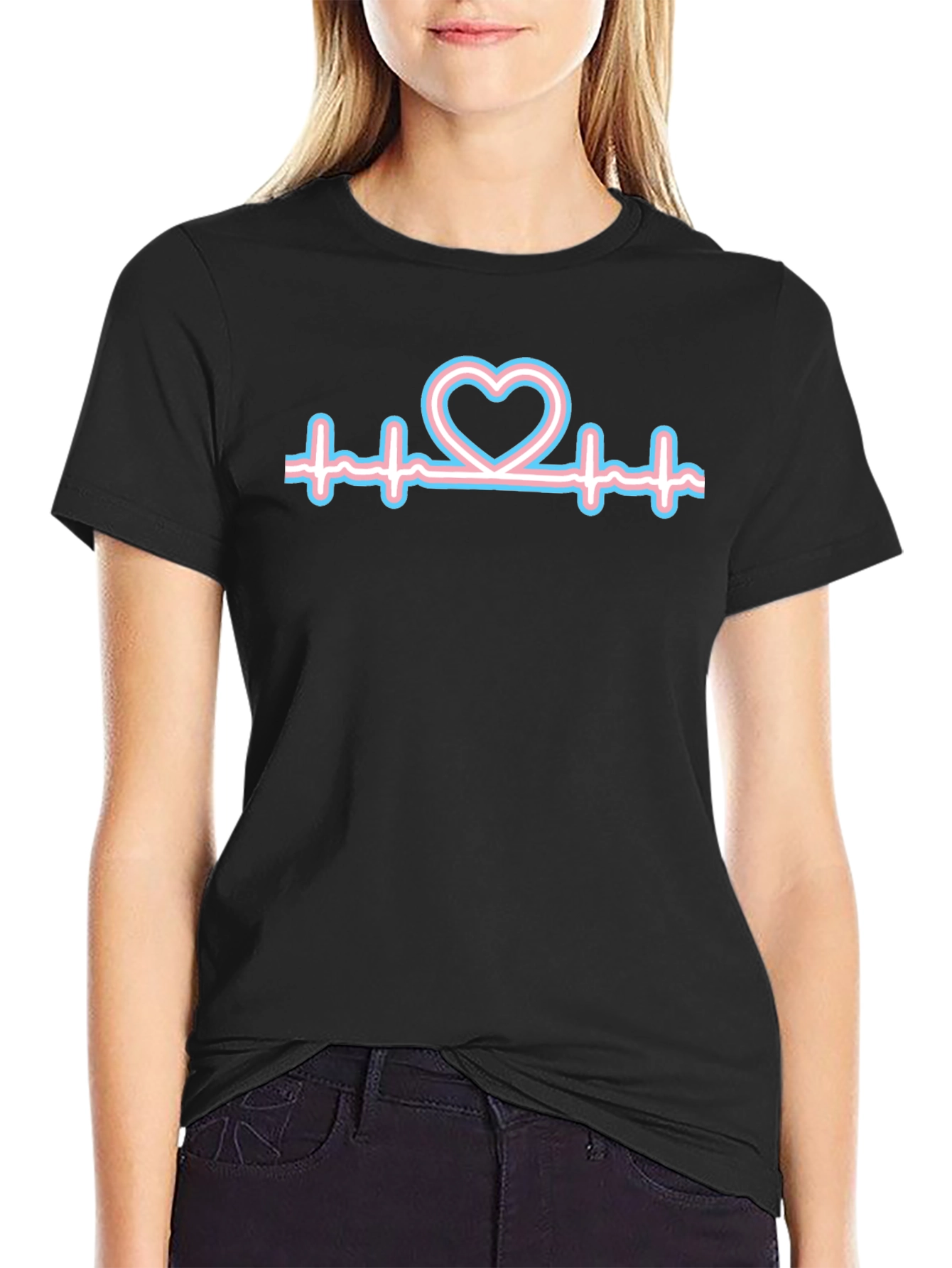 Camiseta Negra con Corazón Transgénero