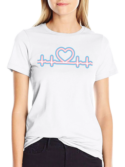 Camiseta Negra con Corazón Transgénero