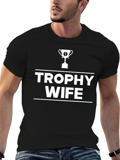 Camiseta Negra Trophy Wife para Hombre