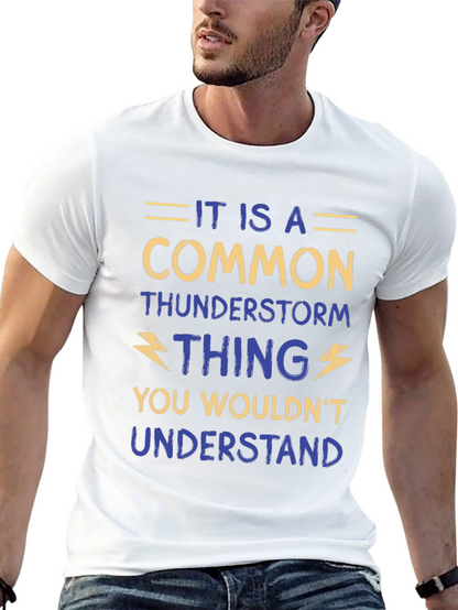 Camiseta Negra con Diseño Humorístico de Tormenta