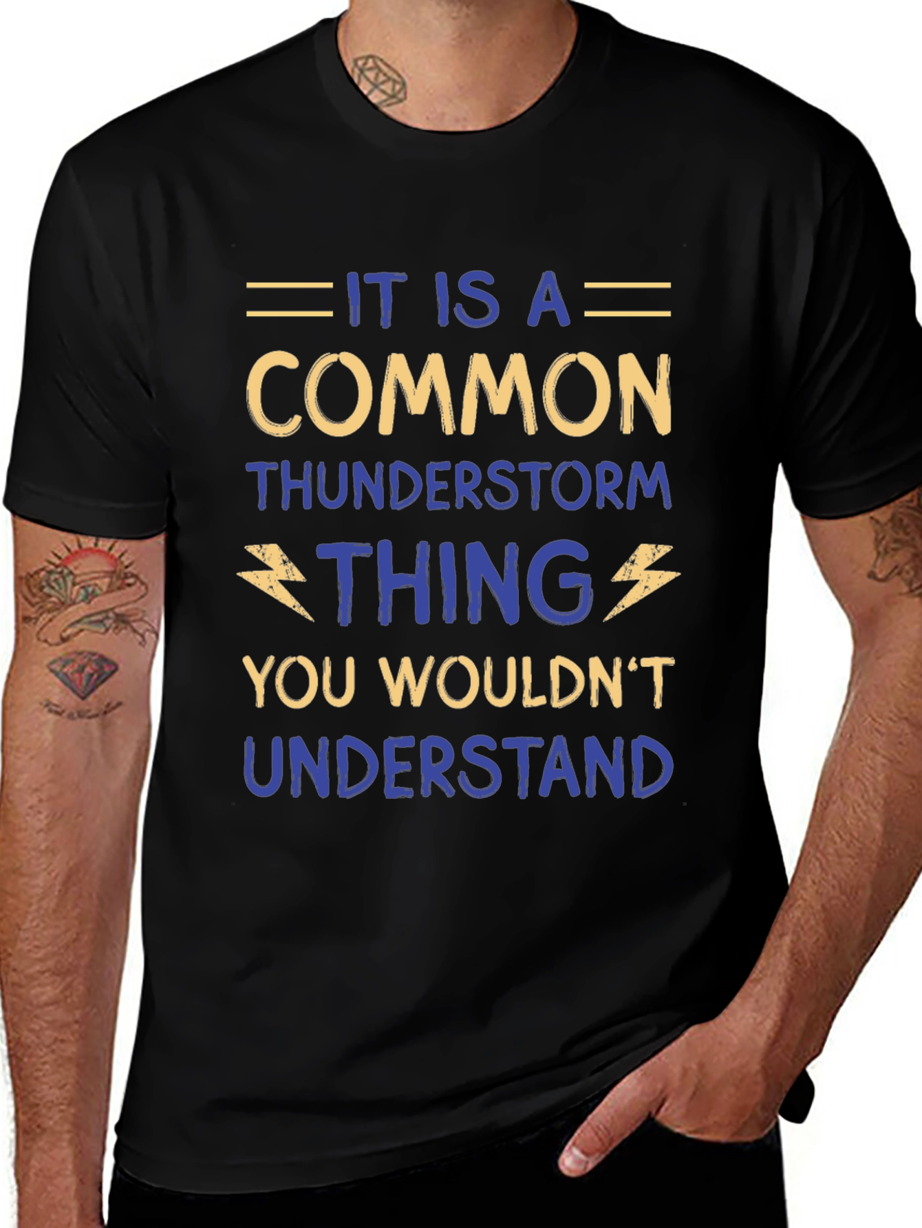 Camiseta Negra con Diseño Humorístico de Tormenta