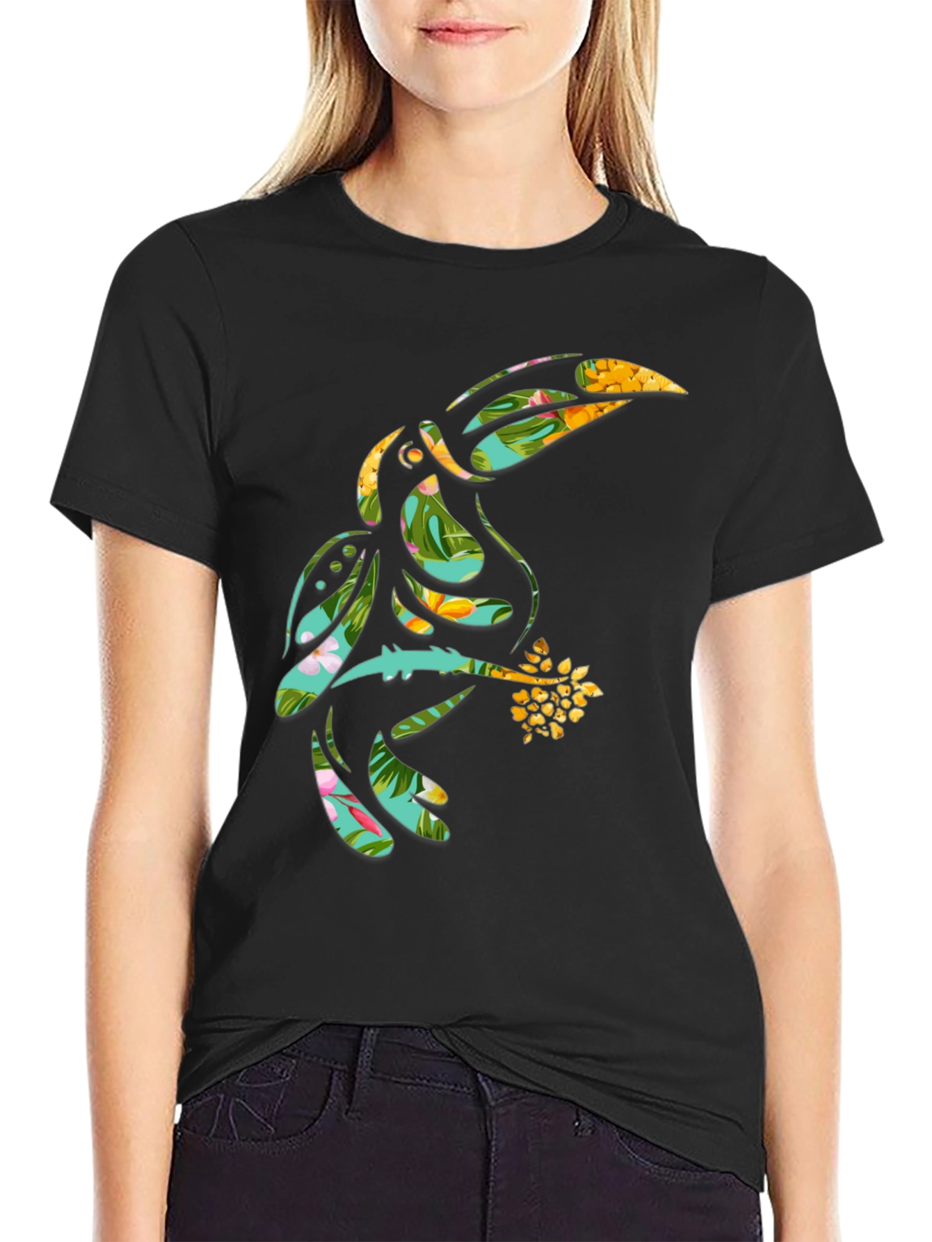 Camiseta Negra con Diseño de Tucán Tropical