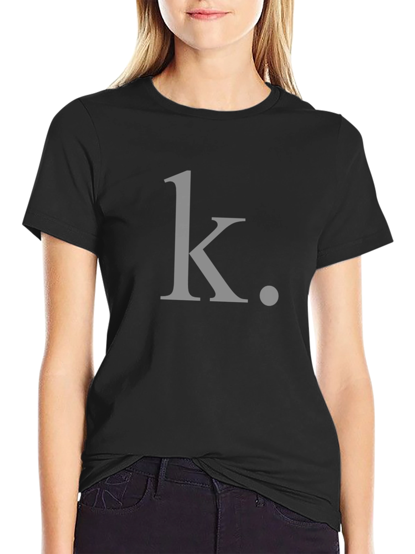 Camiseta Negra con Diseño k.