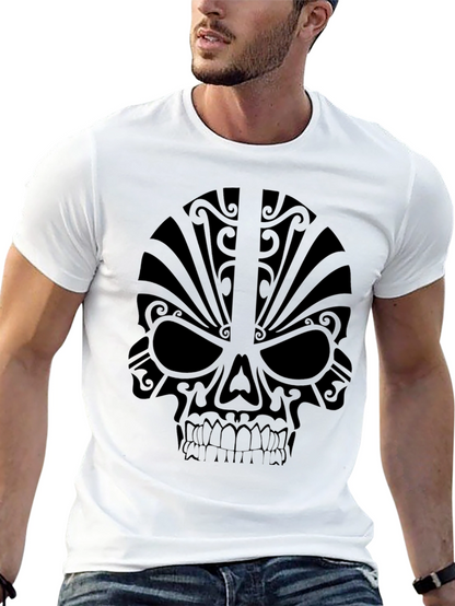 Camiseta Negra Calavera Tribal Estilizada